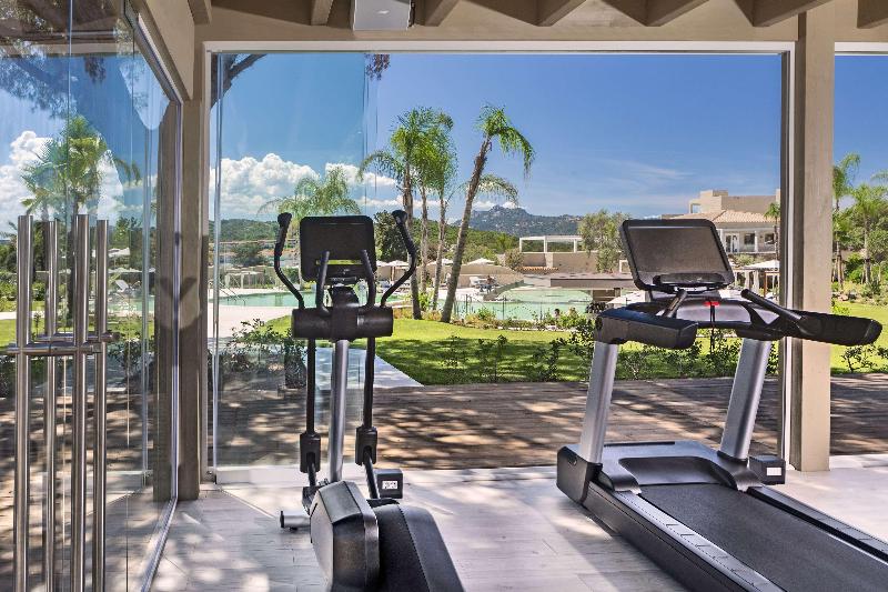 7pines Resort Sardinia Destination By Hyatt - Aktivite
