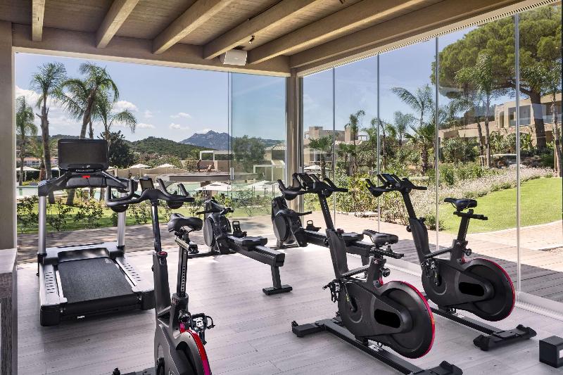 7pines Resort Sardinia Destination By Hyatt - Aktivite