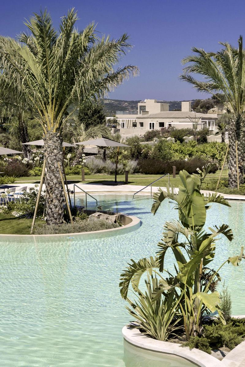 7pines Resort Sardinia Destination By Hyatt - Havuz