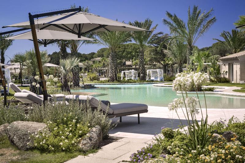 7pines Resort Sardinia Destination By Hyatt - Havuz