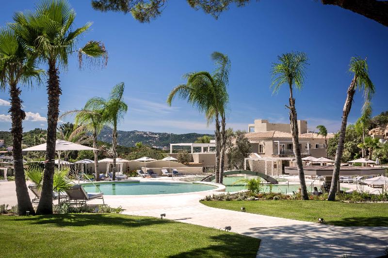 7pines Resort Sardinia Destination By Hyatt - Havuz