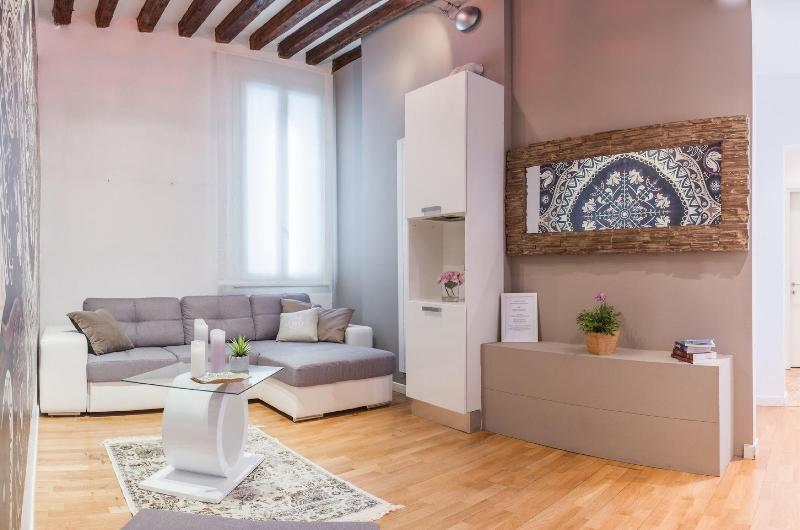 San Polo Design Apartments - Oda
