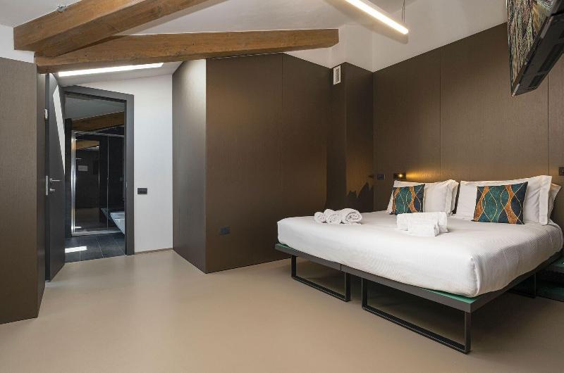 Camplus Firenze - Oda