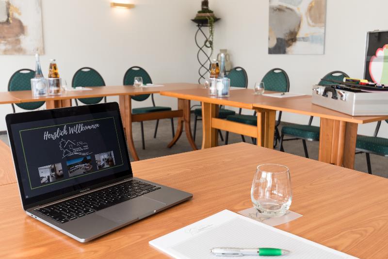 Waldhotel Zum Bergsee Damme - Toplantı