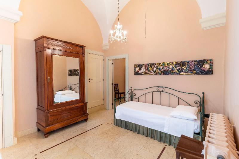 Palazzo Insula - Oda