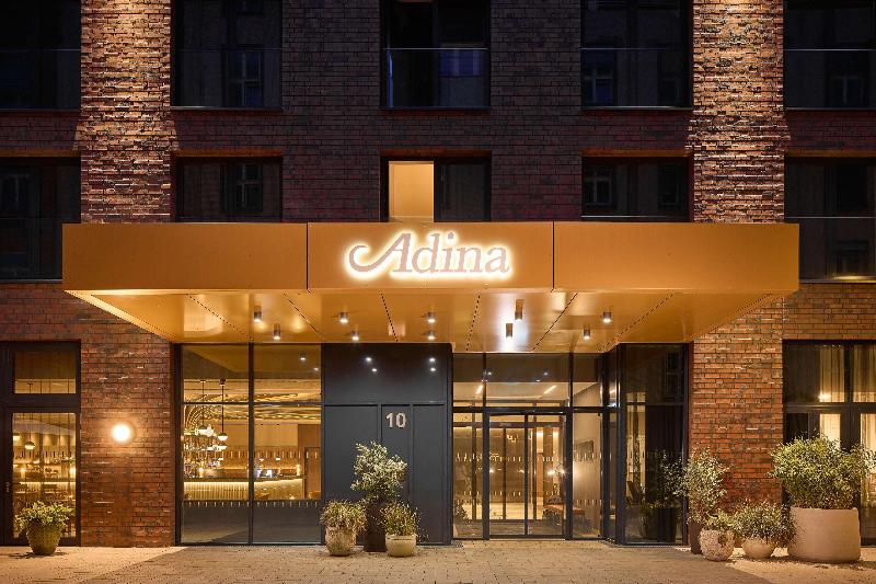 Adina Apartment Hotel Dusseldorf - Genel
