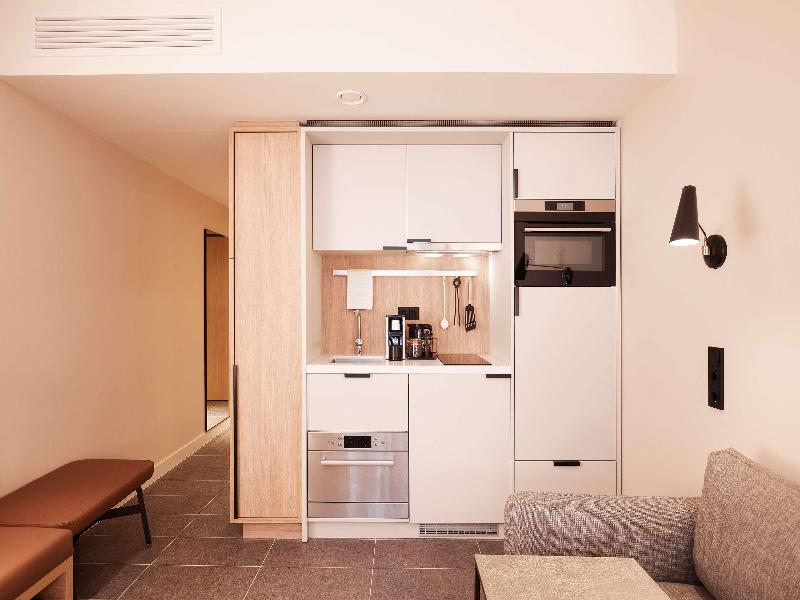 Adina Apartment Hotel Dusseldorf - Oda