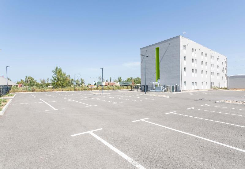 B&B HOTEL Saint Martin De Crau Alpilles Camargue - Genel