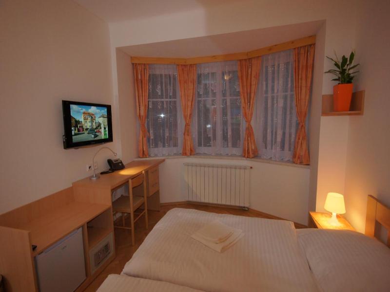 Hotel Garni Rambousek - Genel