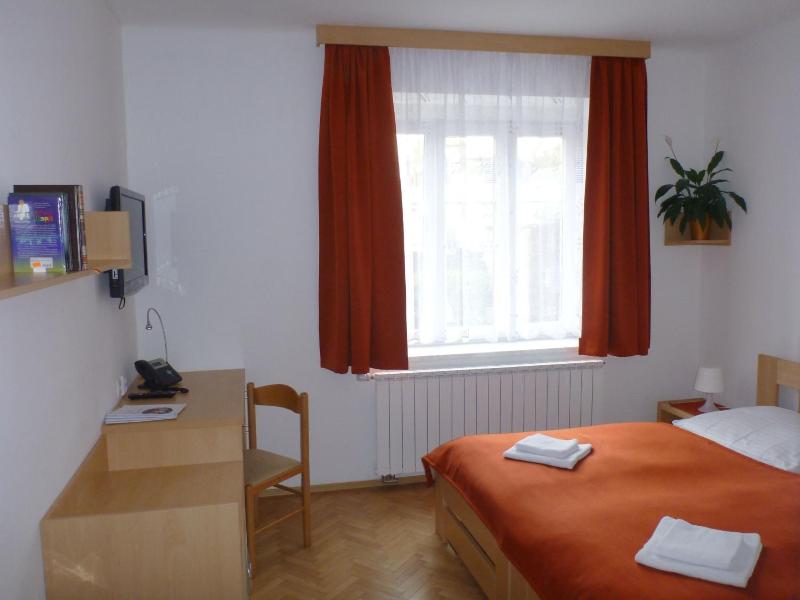 Hotel Garni Rambousek - Genel