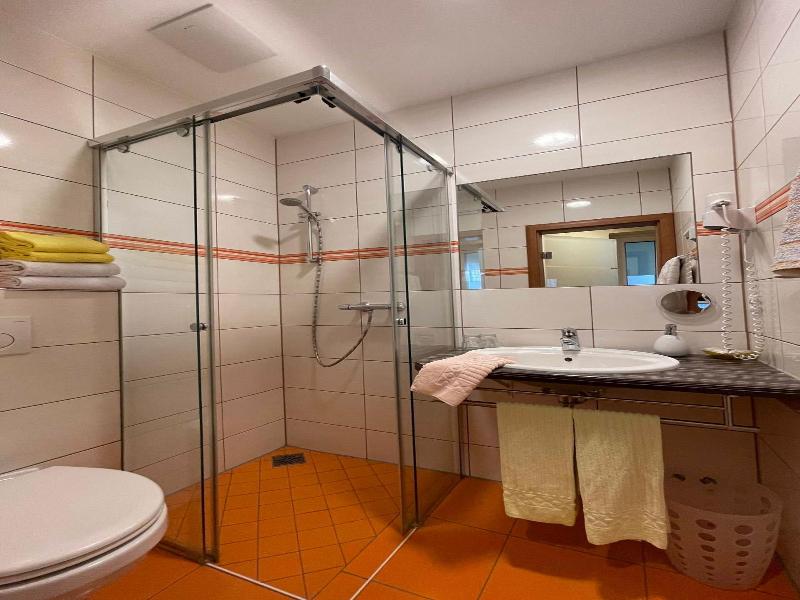Rothsee Hotel - Oda
