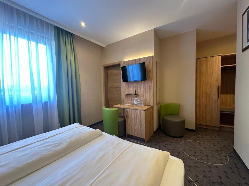 Rothsee Hotel - Oda