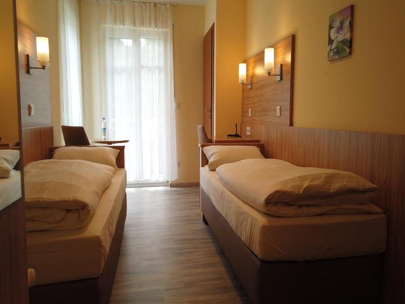 Rothsee Hotel - Oda