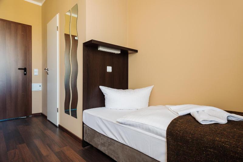 Apple City Hotel - Oda