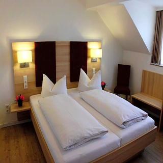Hotel Zur Traube otel fotoğrafı