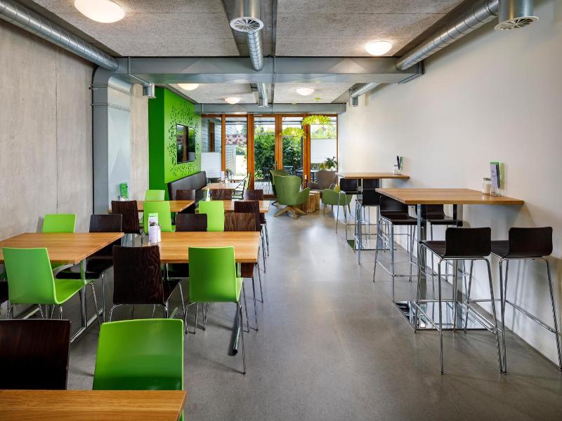 Backpackers Villa Sonnenhof Hostel - Genel