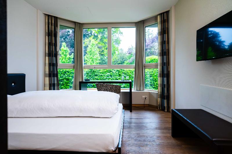 Hotel Seepark Thun - Oda