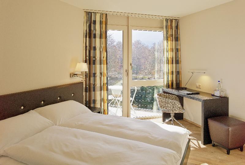 Hotel Seepark Thun - Oda