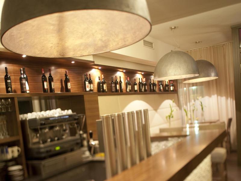 Pfeiler S Burgerstuberl Hotel - Genel