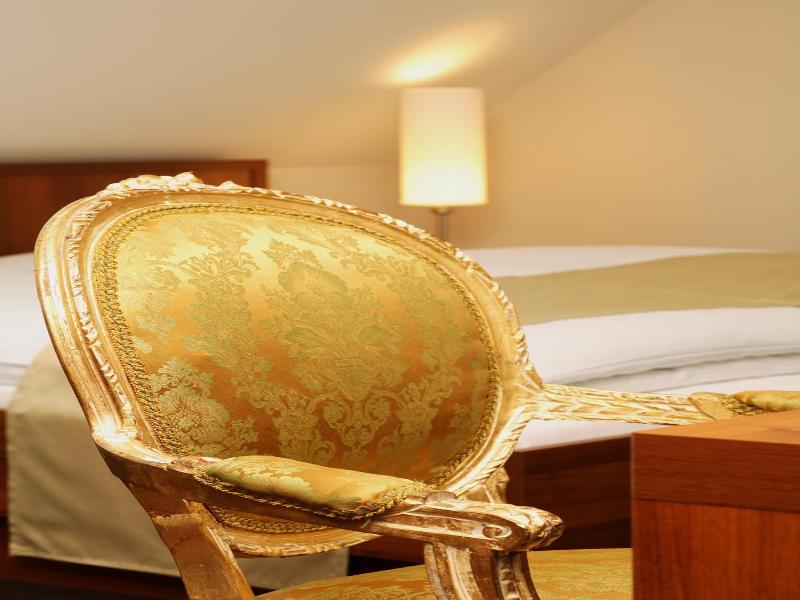 Pfeiler S Burgerstuberl Hotel - Genel