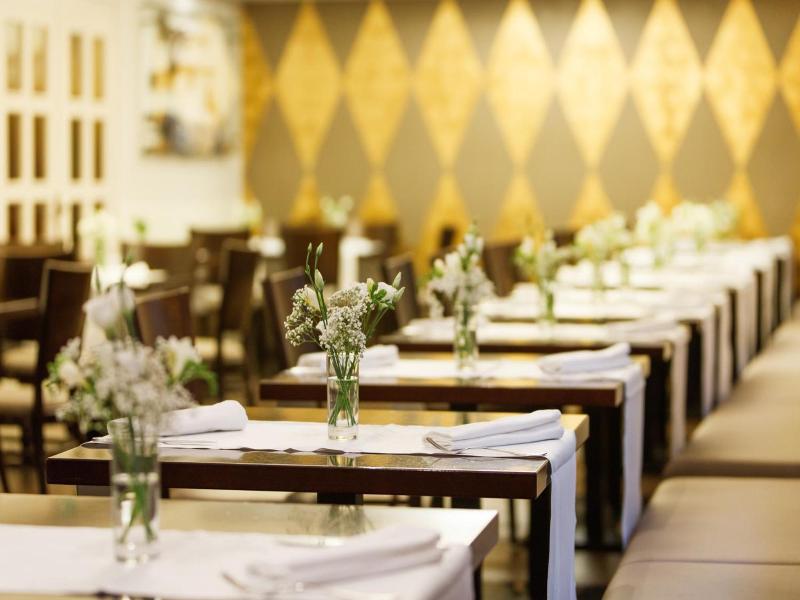 Pfeiler S Burgerstuberl Hotel - Genel