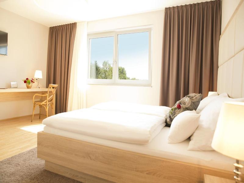 Pfeiler S Burgerstuberl Hotel - Oda