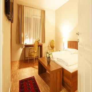 Pfeiler S Burgerstuberl Hotel fotoÄŸrafÄ±
