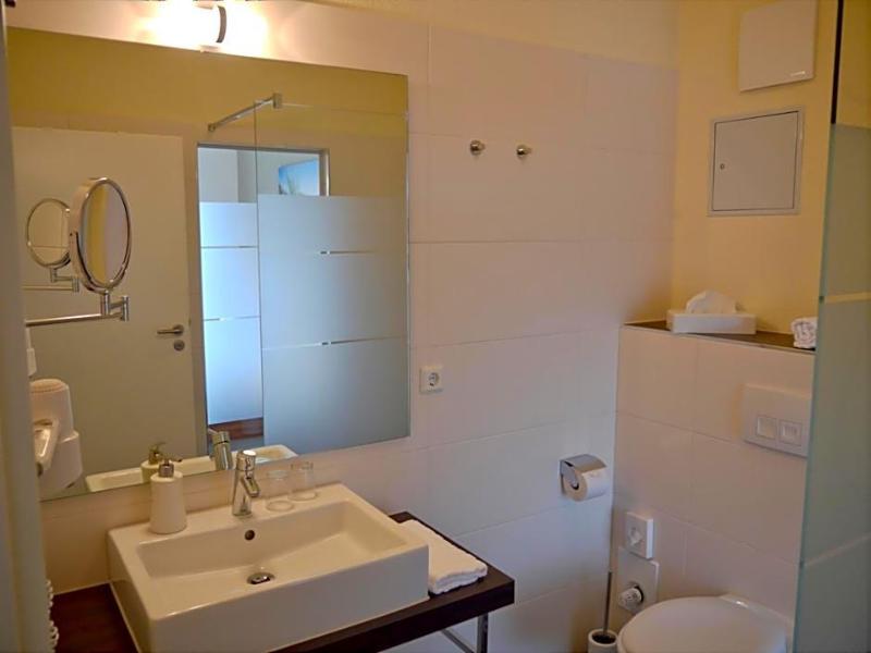 Hotel Friesische Wehde - Genel