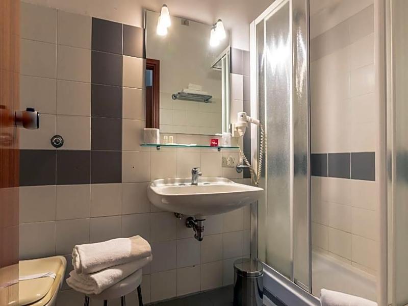 Hotel Umbria - Oda