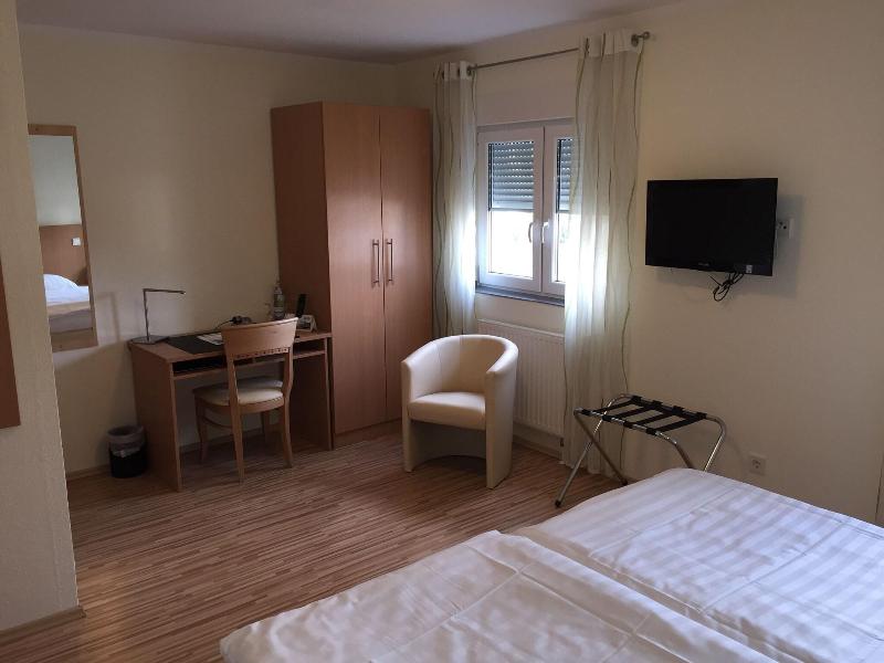 Pension Im Wirtshaus Himberg - Oda