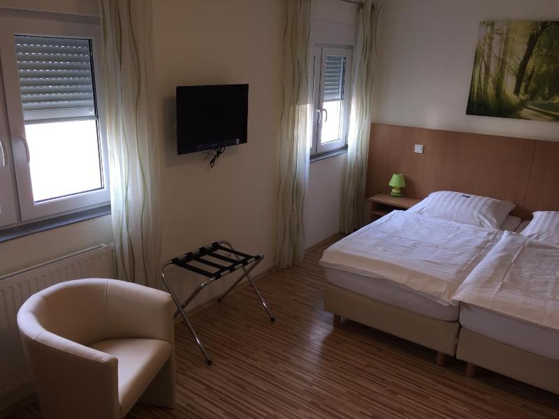 Pension Im Wirtshaus Himberg - Oda