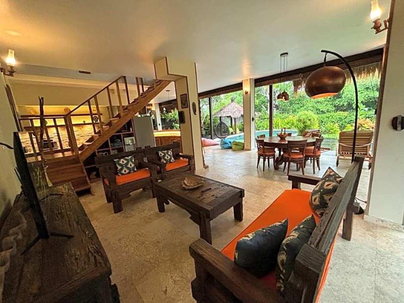 Breezy Point Villas - Oda