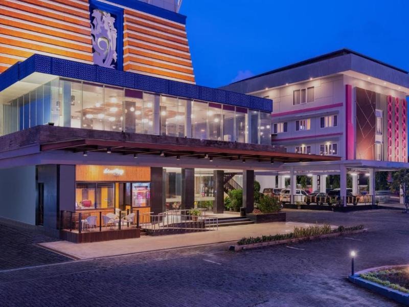 Aston Inn Cilacap - Genel