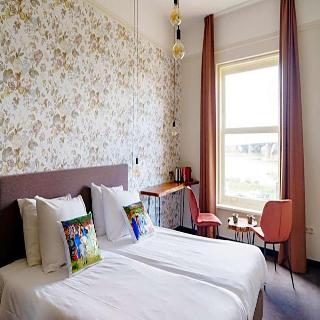 Hotel Courage Waalkade fotoÄŸrafÄ±