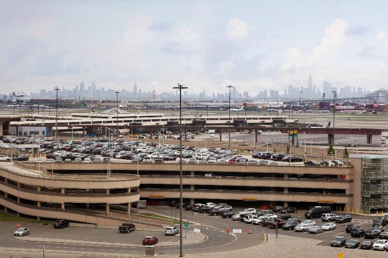 Newark Liberty International Airport Marriott - Oda