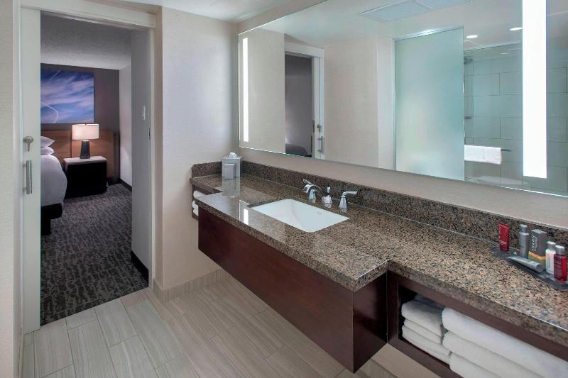 Newark Liberty International Airport Marriott - Oda