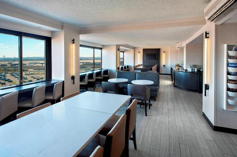 Newark Liberty International Airport Marriott - Oda