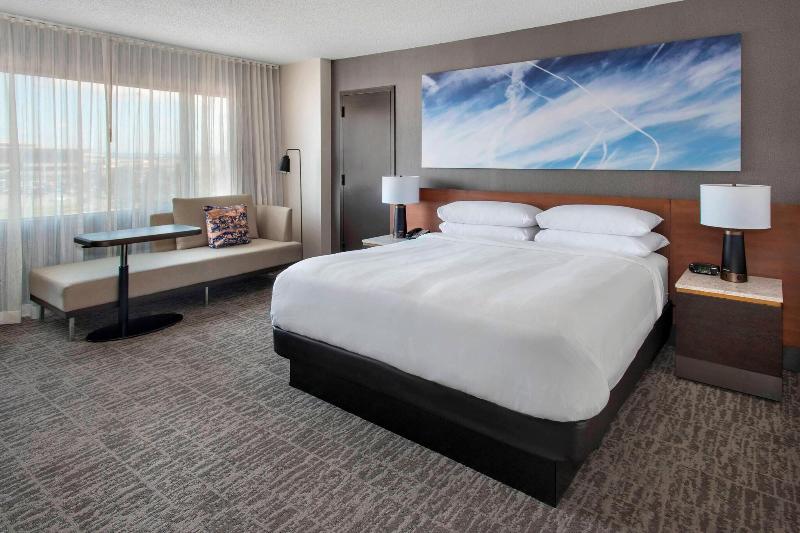 Newark Liberty International Airport Marriott - Oda