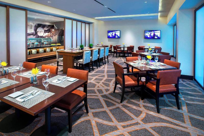 Newark Liberty International Airport Marriott - Restoran