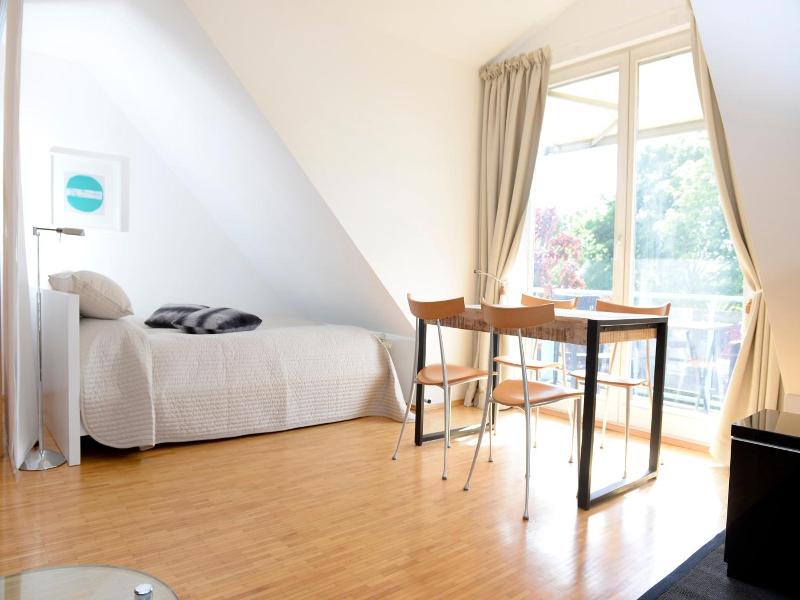 Parkside Apartment House - Oda