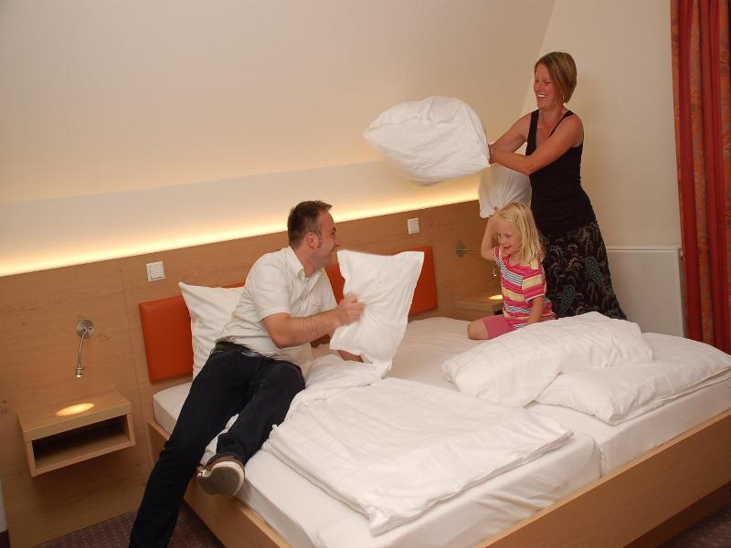 Landhotel Behre - Genel
