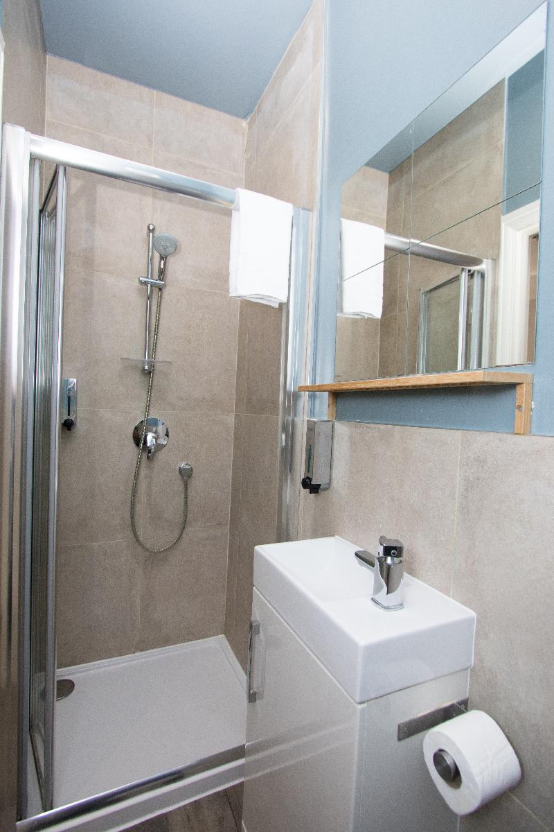 Westciti Caroco Apart Hotel - Oda