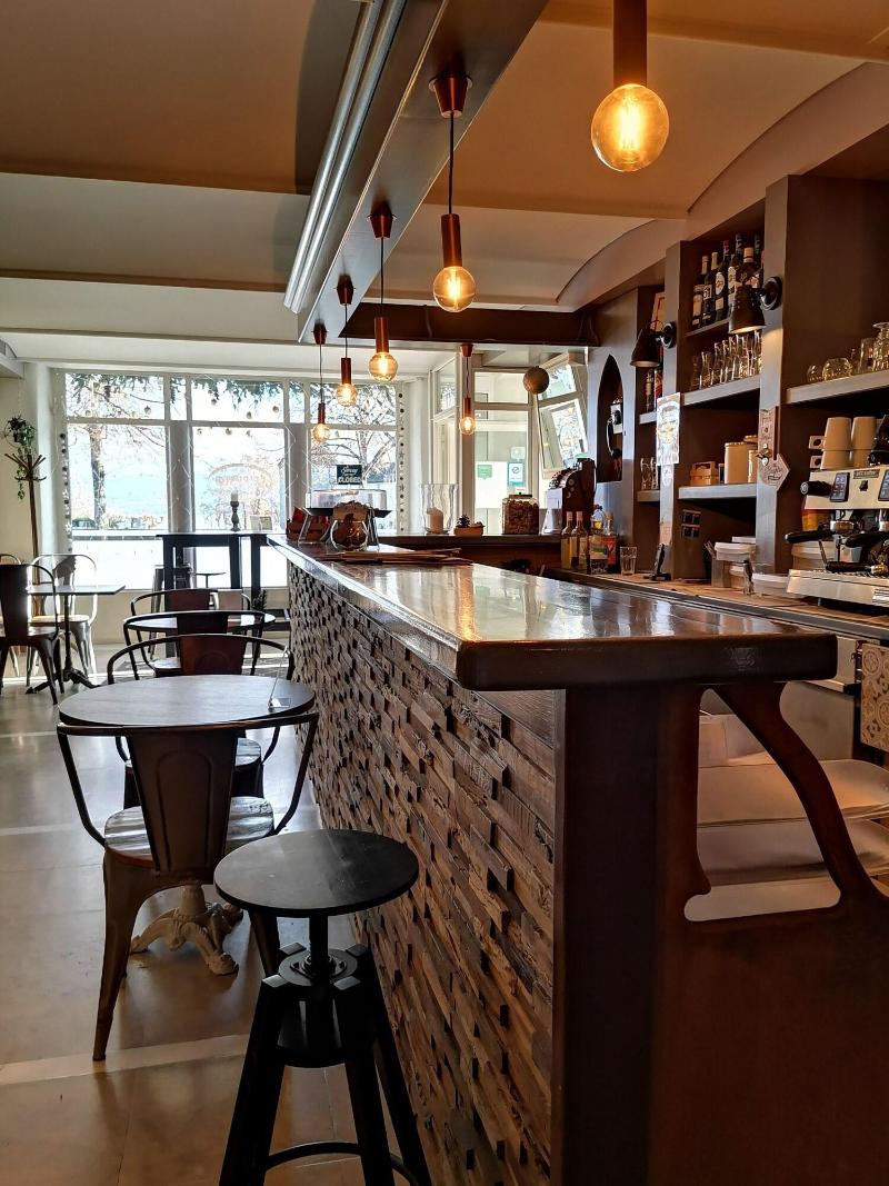 L Hotel By Hostellerie Du Chateau - Bar