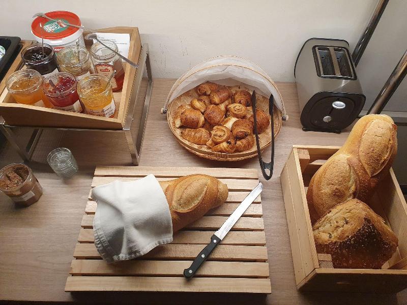 L Hotel By Hostellerie Du Chateau - Restoran