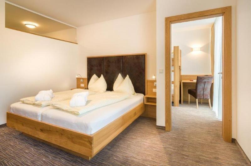Almhotel Karnten - Oda