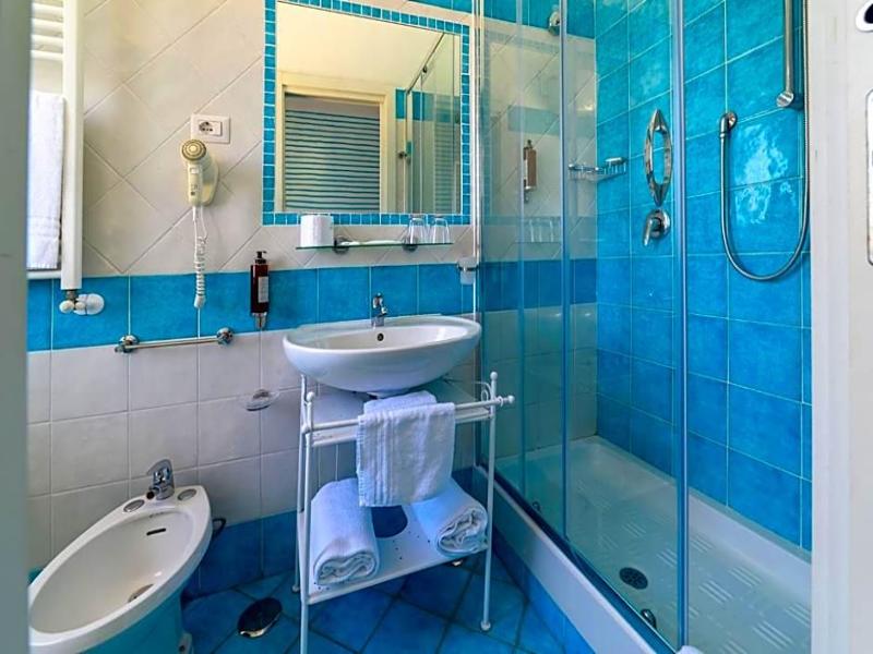 Hotel Calanca - Oda