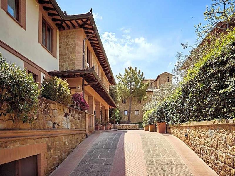 Piccolo Hotel La Valle - Genel