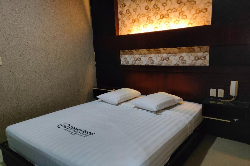 Lonari Hotel bu ZUZU - Oda