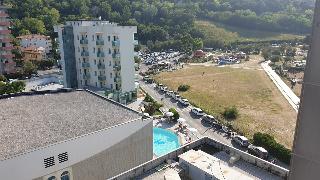 Baia Flaminia Resort