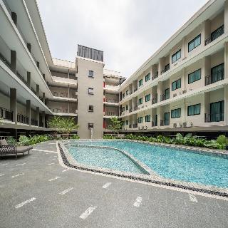College Haus fotoÄŸrafÄ±